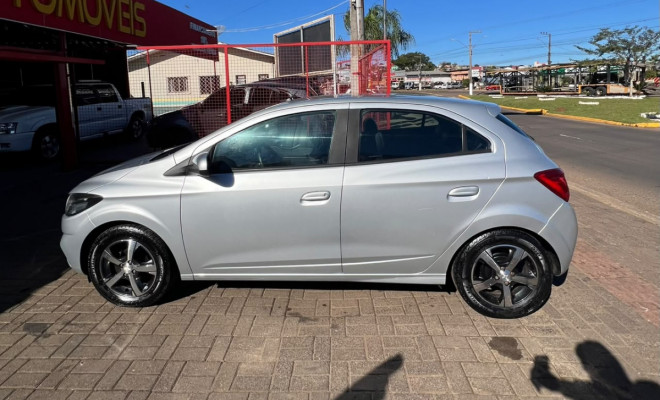 GM - Chevrolet ONIX HATCH LTZ 1.4 8V FlexPower 5p Aut. 2019 Flex-0