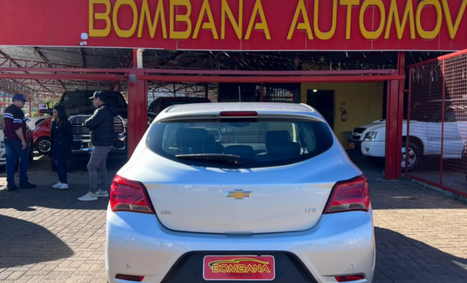 GM - Chevrolet ONIX HATCH LTZ 1.4 8V FlexPower 5p Aut. 2019 Flex-2