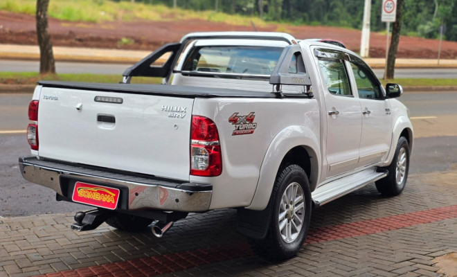 Toyota Hilux CD SRV D4-D 4x4 3.0 TDI Diesel Aut 2014 Diesel-3