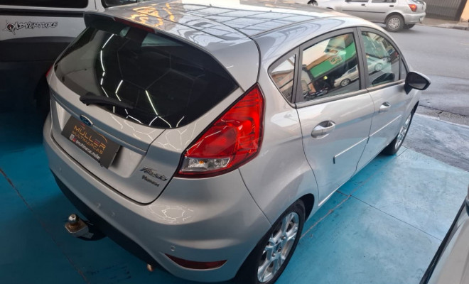 Ford Fiesta 1.5 16V Flex Mec. 5p 2014 Flex-21