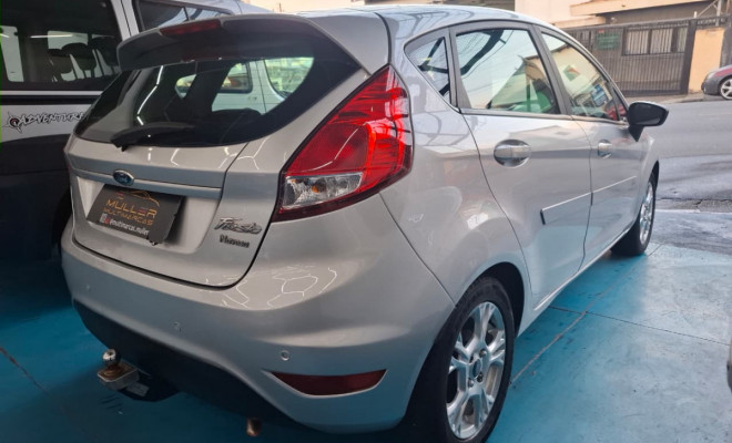 Ford Fiesta 1.5 16V Flex Mec. 5p 2014 Flex-4