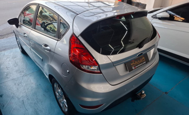 Ford Fiesta 1.5 16V Flex Mec. 5p 2014 Flex-19