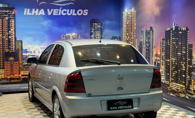 GM - Chevrolet Astra Advantage 2.0 MPFI 8V FlexPower 5p 2011 Flex-1