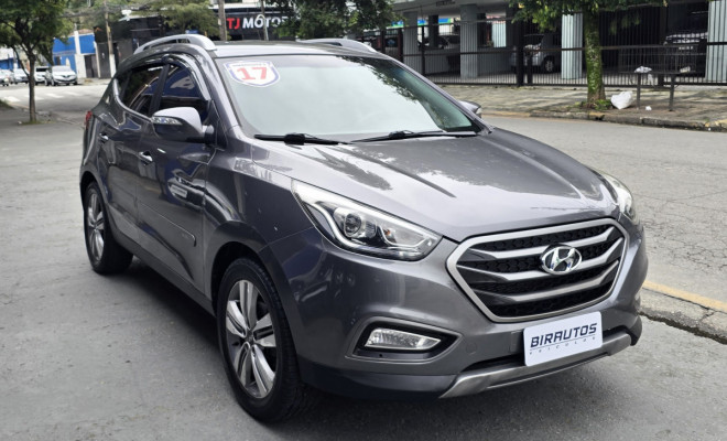 Hyundai ix35 2.0 Automática 2017 | Bancos em Couro | SUV | Guarujá