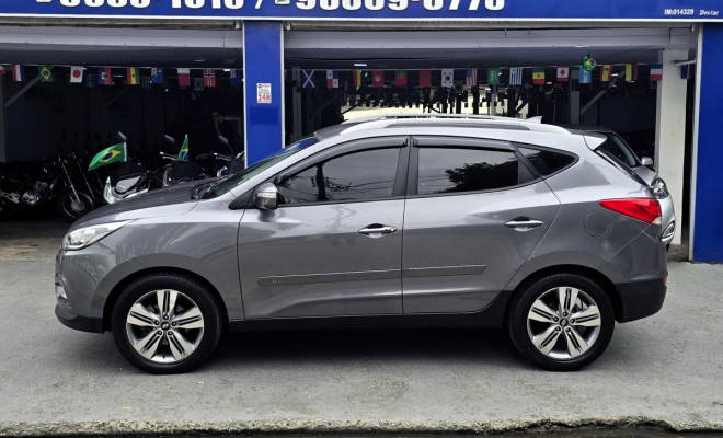 Hyundai ix35 2.0 Automática 2017 | Bancos em Couro | SUV | Guarujá-2