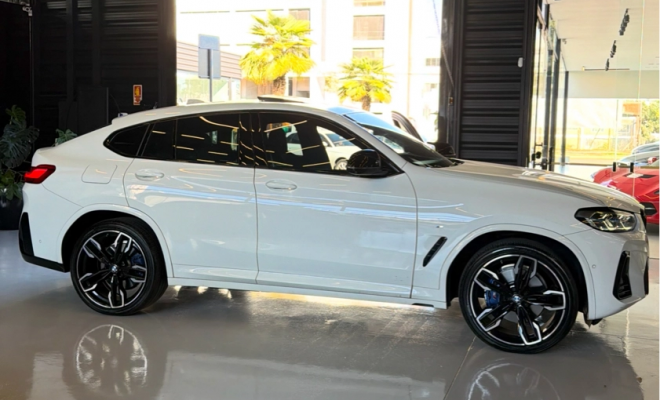 BMW X4 M40i 3.0 Turbo 388cv Aut. 2022 Gasolina-4