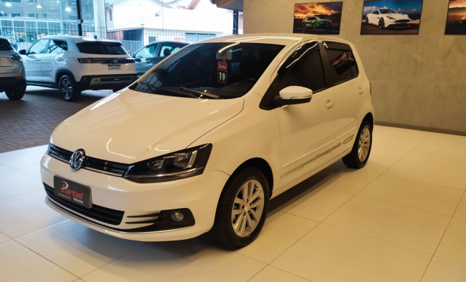 VW - VolksWagen Fox Connect 1.6 Flex 8V 5p 2019 Flex-2
