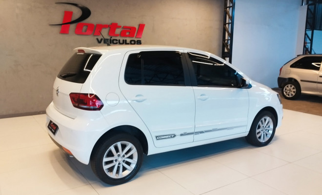 VW - VolksWagen Fox Connect 1.6 Flex 8V 5p 2019 Flex-3