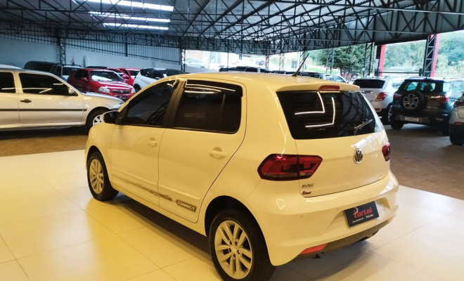 VW - VolksWagen Fox Connect 1.6 Flex 8V 5p 2019 Flex-4