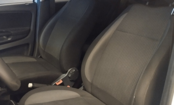 VW - VolksWagen Fox Connect 1.6 Flex 8V 5p 2019 Flex-5