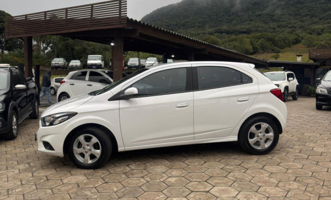 GM - Chevrolet ONIX HATCH LT 1.4 8V FlexPower 5p Aut. 2019 Flex-1