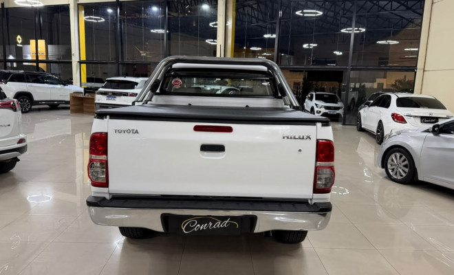 Toyota Hilux CD SR D4-D 4x4 3.0  TDI Dies. 2014 Diesel-7