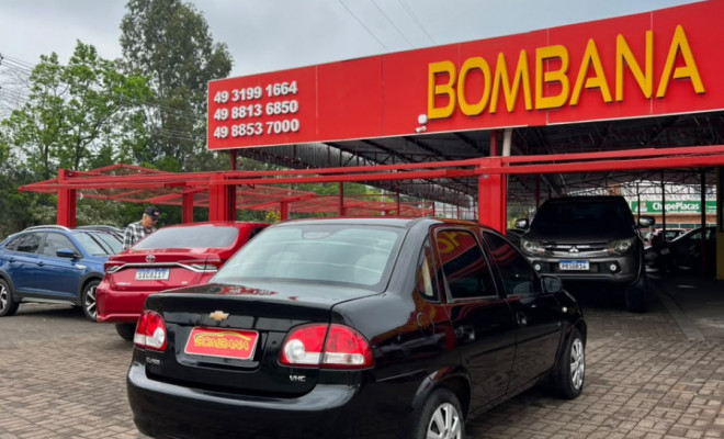 GM - Chevrolet Classic Life/LS 1.0 VHC FlexP. 4p 2011 Gasolina-3