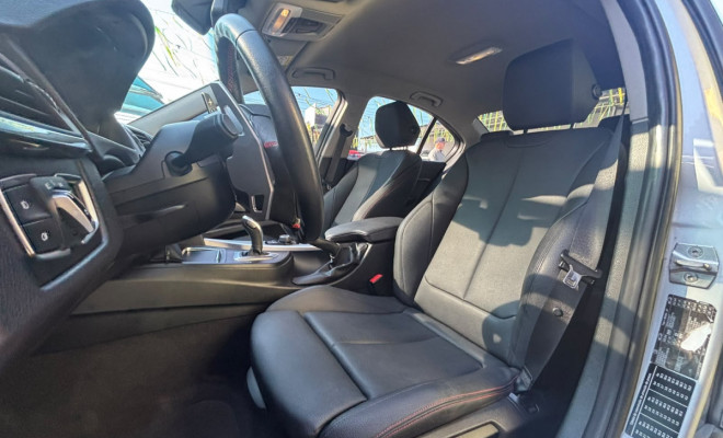 BMW 320iA Modern/Sport TB 2.0/A.Flex/GP 4p 2017 Gasolina-6