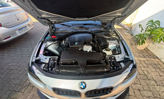 BMW 320iA Modern/Sport TB 2.0/A.Flex/GP 4p 2017 Gasolina-10