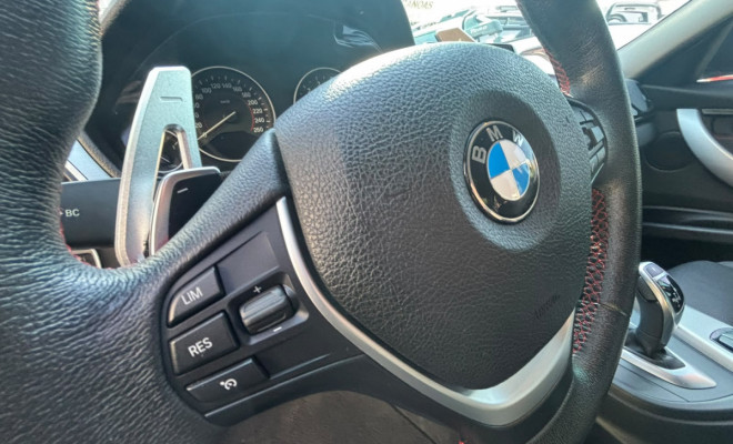 BMW 320iA Modern/Sport TB 2.0/A.Flex/GP 4p 2017 Gasolina-7