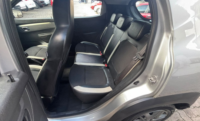 Renault KWID Intense 1.0 Flex 12V 5p Mec. 2020 Flex-6