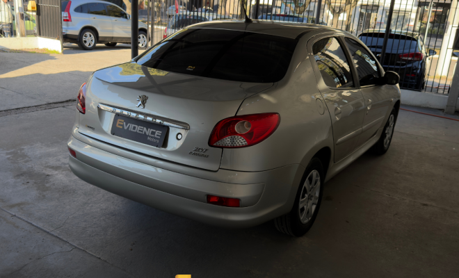Peugeot 207 Sed. Passion XR Sport 1.4 Flex 8V 4p 2012 Flex-2