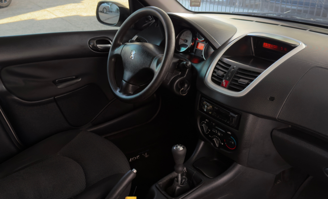 Peugeot 207 Sed. Passion XR Sport 1.4 Flex 8V 4p 2012 Flex-3