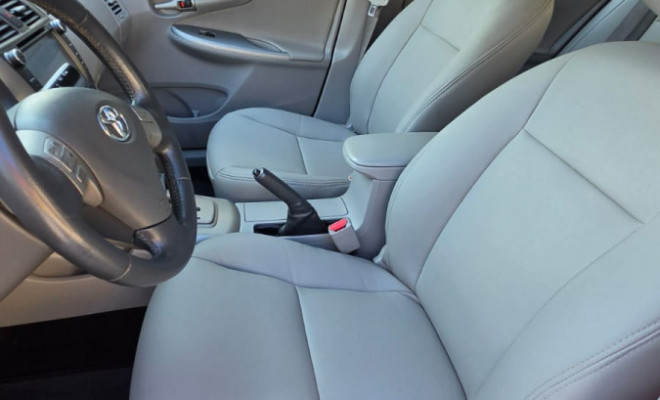 Toyota Corolla XLi 1.8/1.8 Flex 16V Aut. 2011 Flex-6