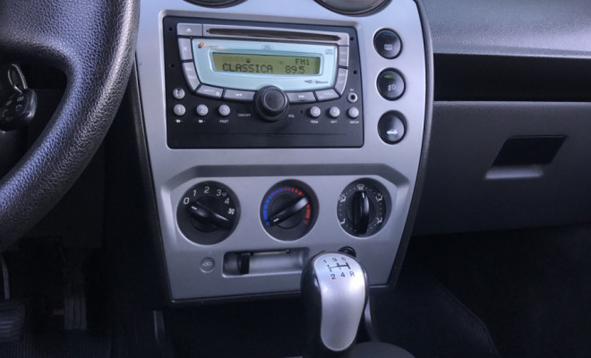 Ford Fiesta SE 1.6 8V Flex 5p 2014 Flex-10