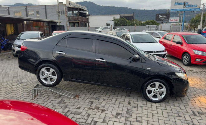 Toyota Corolla XLi 1.8/1.8 Flex 16V Aut. 2010 Flex-17