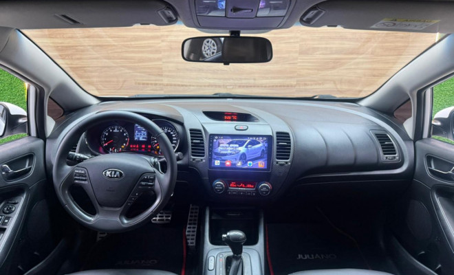Kia Motors Cerato 1.6 16V  Flex  Aut. 2014-4