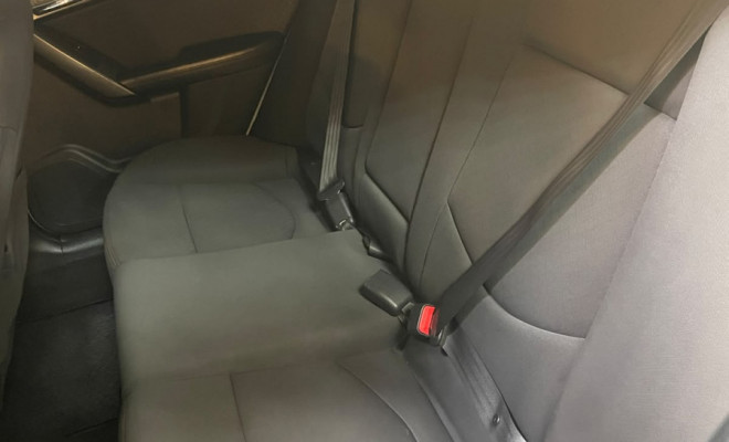 Kia Motors Cerato 1.6 Mec. 2013 Gasolina   ÓTIMO EM ESPAÇO E CONFORTO-7