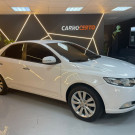Kia Motors Cerato 1.6 Mec. 2013 Gasolina   ÓTIMO EM ESPAÇO E CONFORTO-0