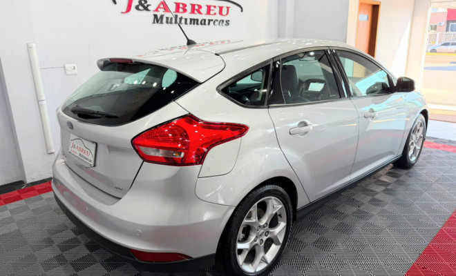Ford Focus 2.0 16V/SE/SE Plus Flex 5p Aut. 2017 Flex-4