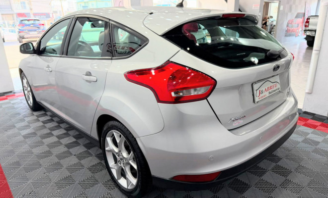 Ford Focus 2.0 16V/SE/SE Plus Flex 5p Aut. 2017 Flex-2