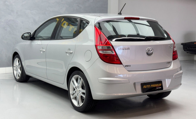 Hyundai i30 2.0 16V 145cv 5p Aut. 2011 Gasolina-0
