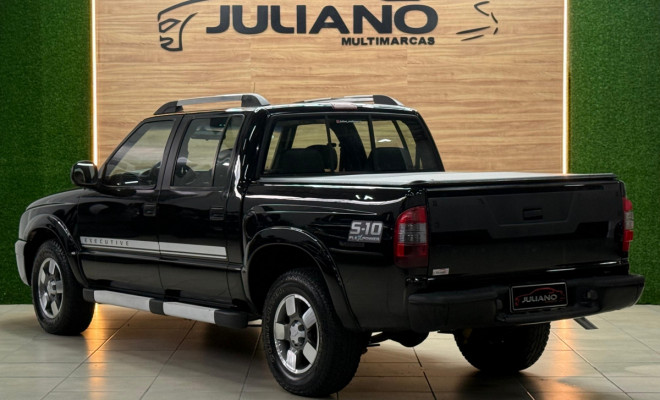 GM - Chevrolet S10 P-Up Executive 2.4 MPFI F.Power CD 2010 FLEX-2