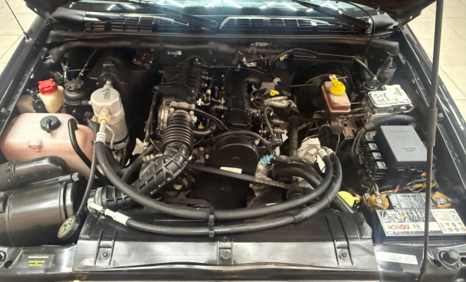 GM - Chevrolet S10 P-Up Executive 2.4 MPFI F.Power CD 2010 FLEX-12