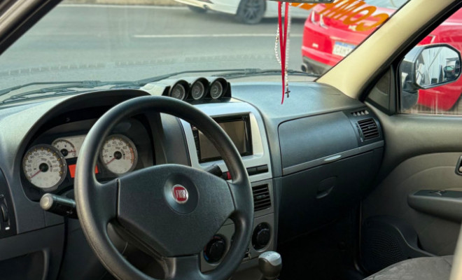 Fiat Strada Adventure1.8/ 1.8 LOCKER Flex CD 2010 Flex-6