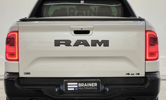 RAM RAMPAGE R/T HURRIC. 4 2.0 TB CD 4X4 Aut. 2024 Flex-8