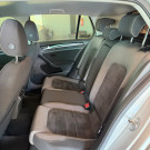 VW - VolksWagen Golf Highline 1.4 TSI 140cv Aut. 2015 Gasolina-15
