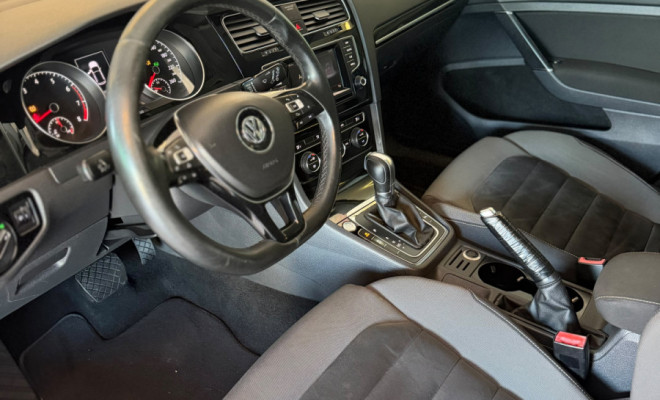 VW - VolksWagen Golf Highline 1.4 TSI 140cv Aut. 2015 Gasolina-9