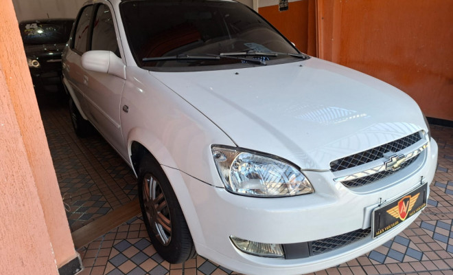 GM - Chevrolet Classic Life/LS 1.0 VHC FlexP. 4p 2012 Flex-0