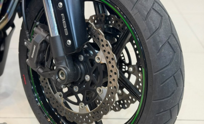 KAWASAKI Z 1000 2018 Gasolina-11
