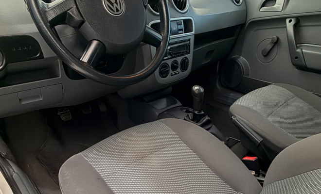 VW -  Gol City (Trend) 1.0 Mi Total Flex 8V 2p 2014-1