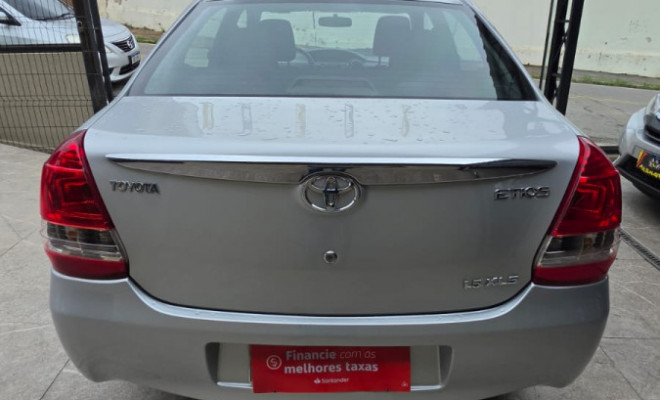 Toyota ETIOS XLS Sedan 1.5 Flex 16V 4p Mec. 2015 Flex-5