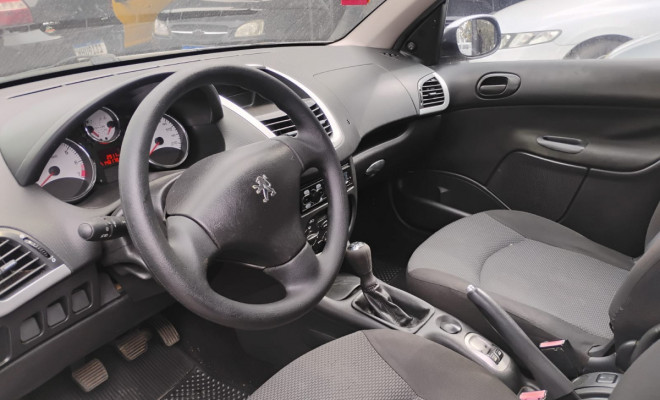 Peugeot 207 XR 1.4 Flex 8V 5p 2012 Flex-4