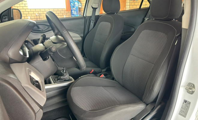 GM - Chevrolet ONIX HATCH LT 1.0 8V FlexPower 5p Mec. 2017 Flex-11