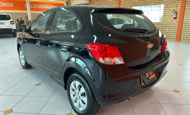 GM - Chevrolet ONIX HATCH LT 1.0 8V FlexPower 5p Mec. 2014 Flex-5