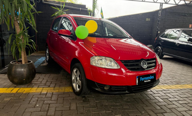 VW - VolksWagen Fox Plus 1.0Mi/ 1.0Mi Total Flex 8V 4p 2010 Flex