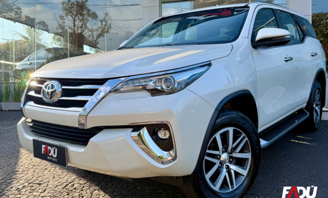 Toyota Hilux SW4 SRX 4x4 2.8 TDI 16V Dies. Aut. 2018 Diesel-1