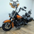 HARLEY-DAVIDSON HERITAGE CLASSIC FLHC/FLHCS 2020 Gasolina-2