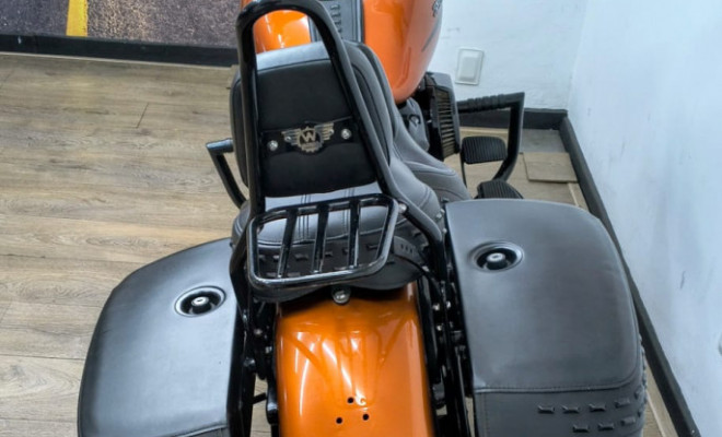 HARLEY-DAVIDSON HERITAGE CLASSIC FLHC/FLHCS 2020 Gasolina-10