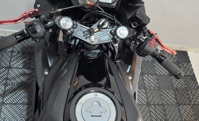 YAMAHA YZF R-3 321/ABS 2018 Gasolina-2